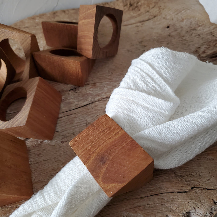 Set of 8 Napkin Rings