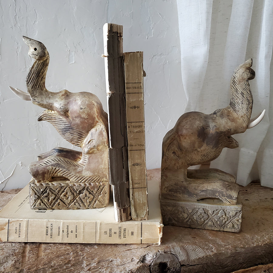 Set of 2 Wooden Elephant Bookends