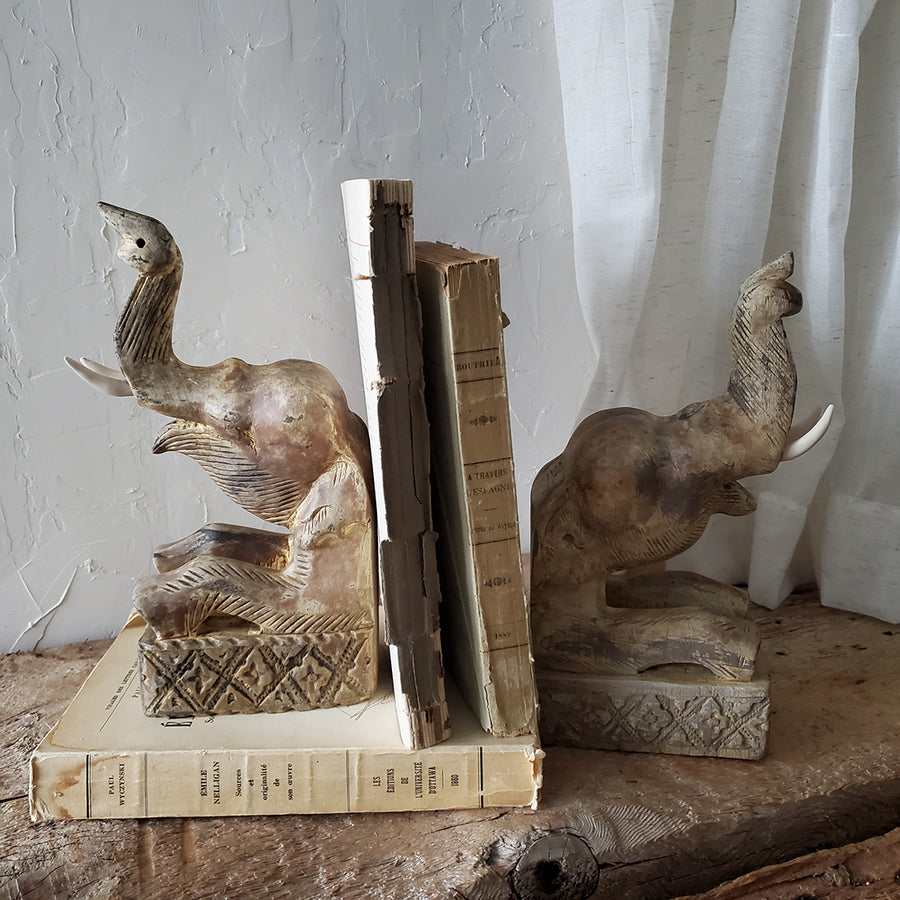 Set of 2 Wooden Elephant Bookends