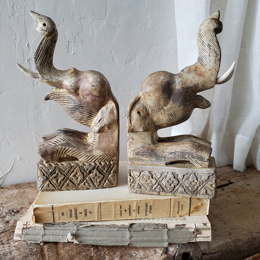 Set of 2 Wooden Elephant Bookends