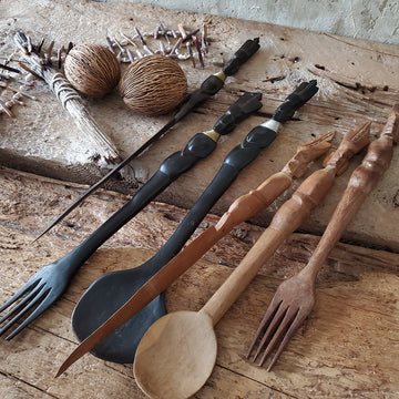 Set of 3 wooden decorative utensils