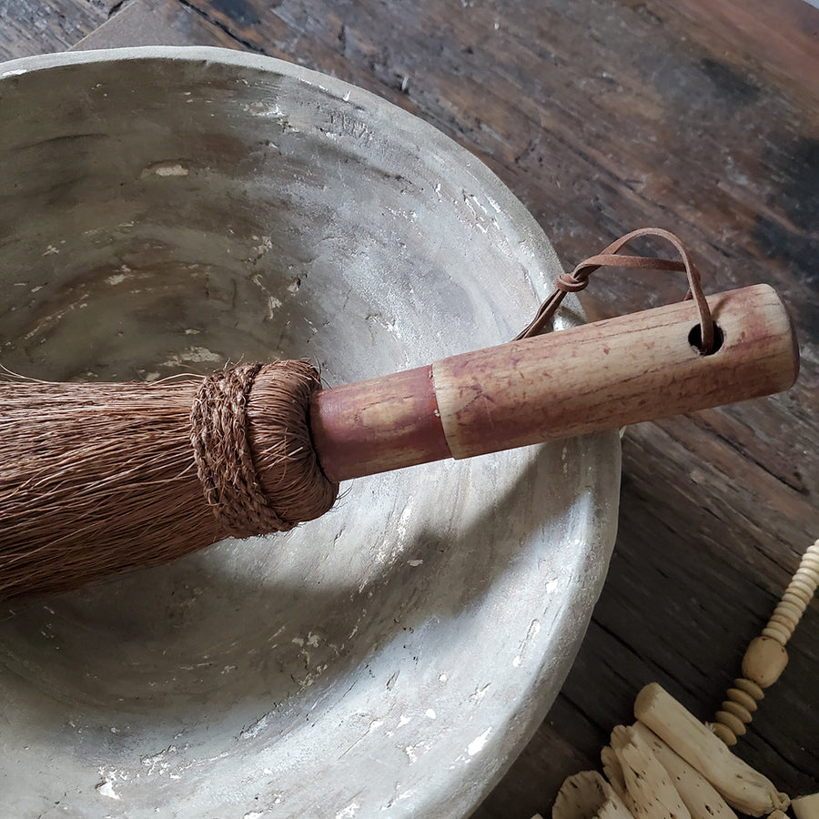 Coconut fiber mini broom