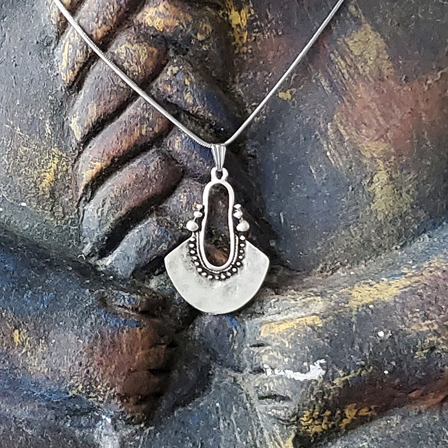 Antique Pattern Necklace - Silver