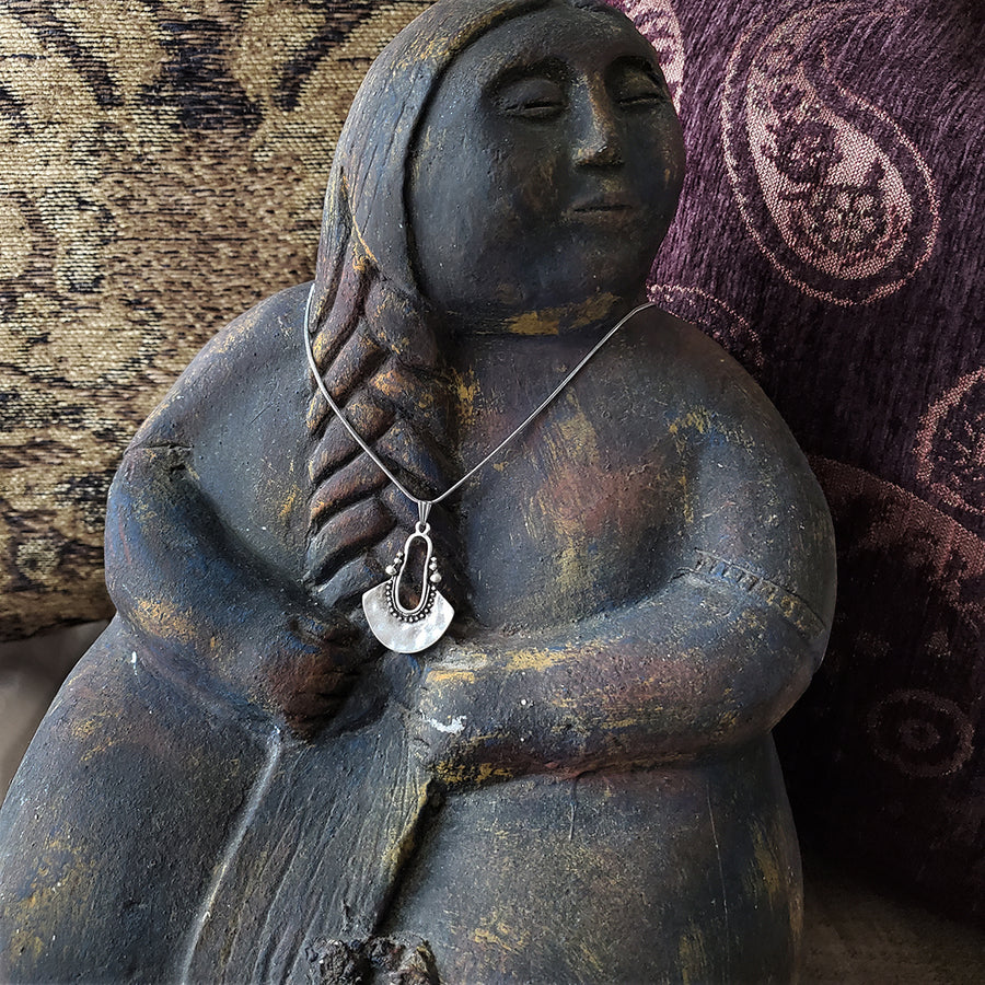 Antique Pattern Necklace - Silver