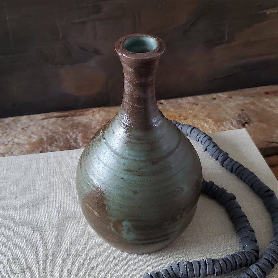 Small Vintage Pottery Vase | 02