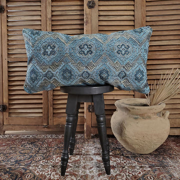Blue/Turquoise Log Decorative Pillow Cover