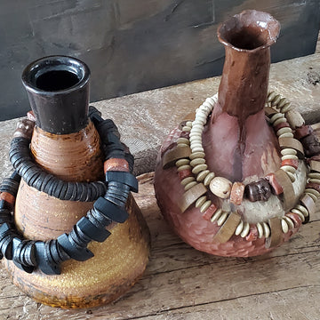 Set of 2 vintage pottery vases with garlands